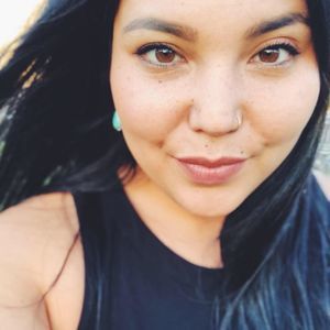 Meet your Posher, Lydia